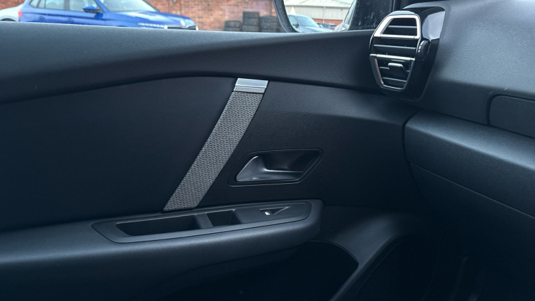 Citroen C4 1.2 PureTech Sense 5dr Petrol Hatchback